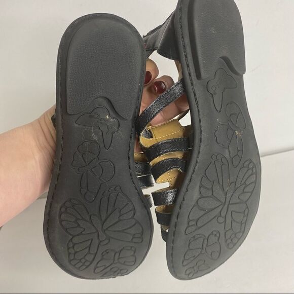 b.o.c | Black Zipper Back Shoes - Picture 5 of 7